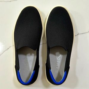 Rothy’s Slip on Sneaker Black M6 Size 7.5